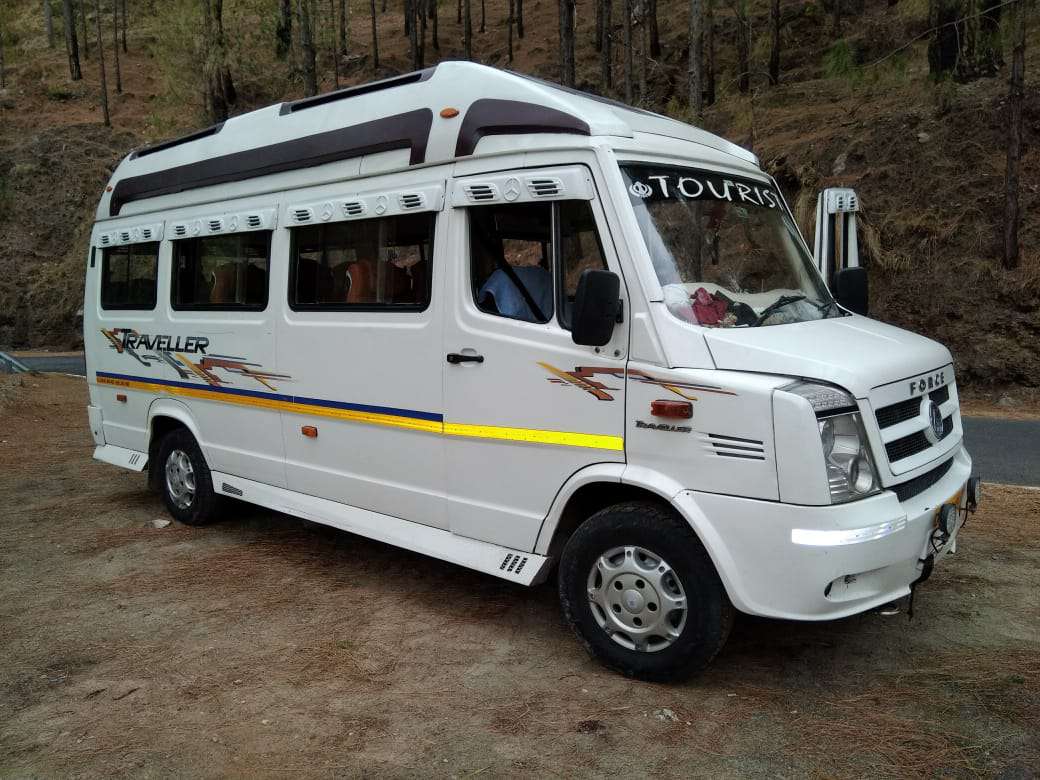 Tempo Traveller from Dehradun to Haridwar