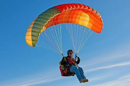 mussoorie-travel-package-paragliding
